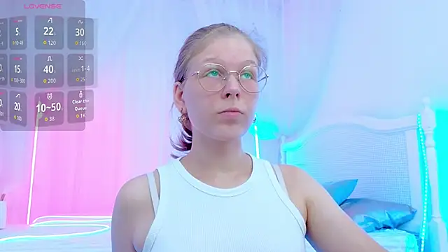 Lilly Belly online show from September 23, 1:31 pm
