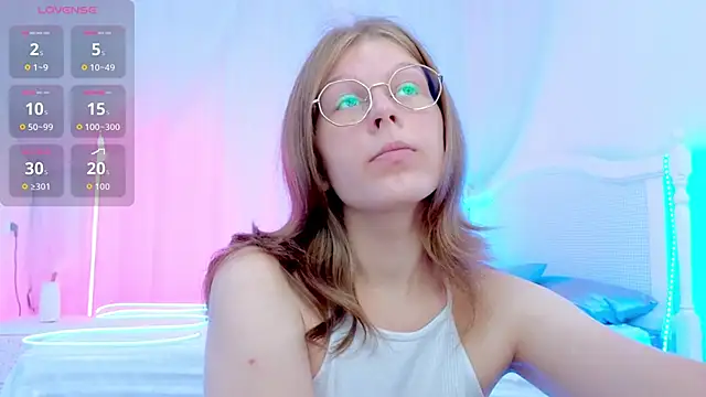 Lilly Belly online show from September 28, 1:16 pm