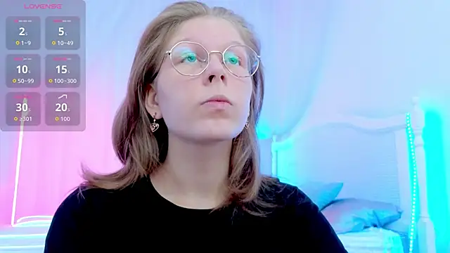 Lilly Belly online show from September 27, 1:07 pm