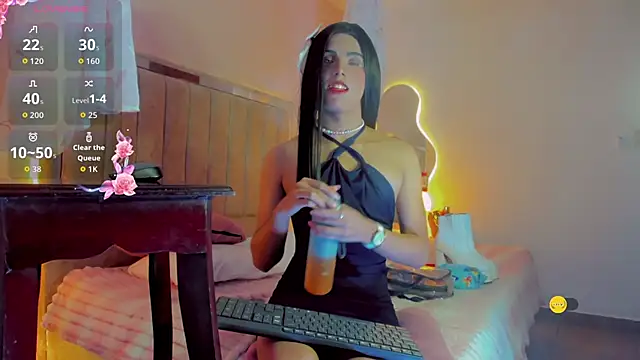 Daniela sanchezx online show from October 14, 8:00 pm