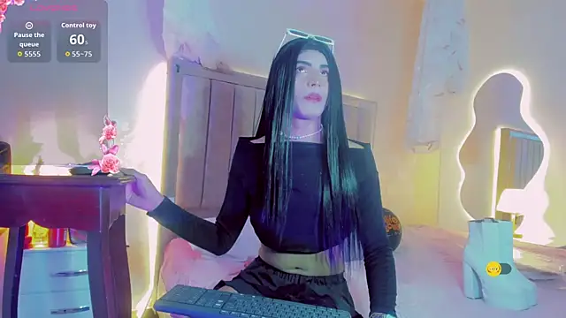 Daniela sanchezx online show from October 24, 7:10 pm