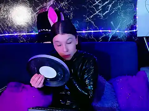 CristalRose online show from May 18, 6:58 pm