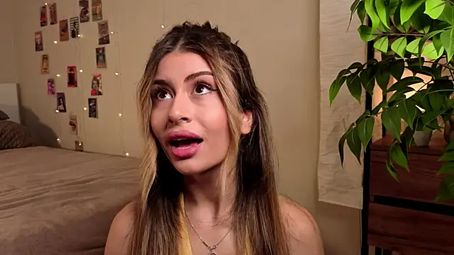 GeorginaHarn online show from October 17, 8:50 am