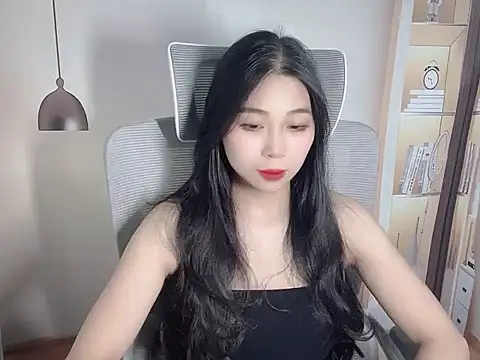 Strawberry18x online show from September 29, 12:32 pm
