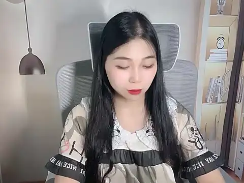 Strawberry18x online show from October 1, 12:43 pm