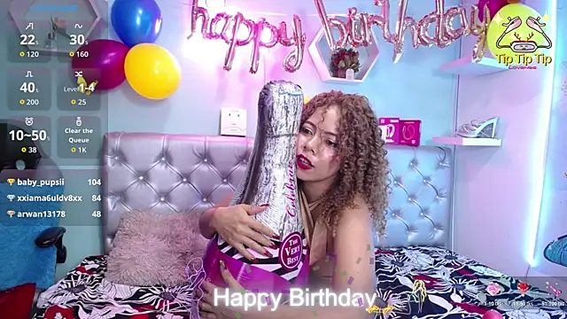 thalia mills19 online show from May 25, 3:05 am