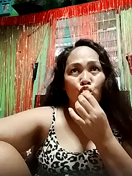 Snapshot of AmarahKate chatting on October 12, 6:05 am AmarahKate online show from October 12, 6:05 am