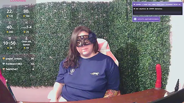 SophieSimmons  online show from September 14, 8:12 am