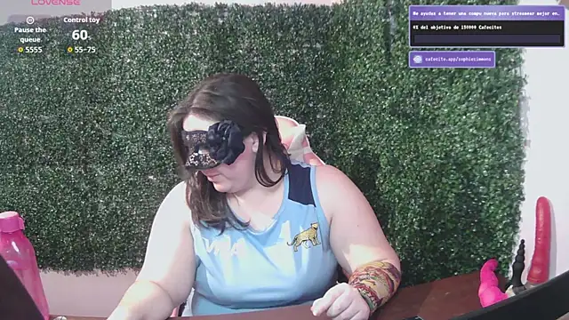 SophieSimmons  online show from September 10, 11:05 pm