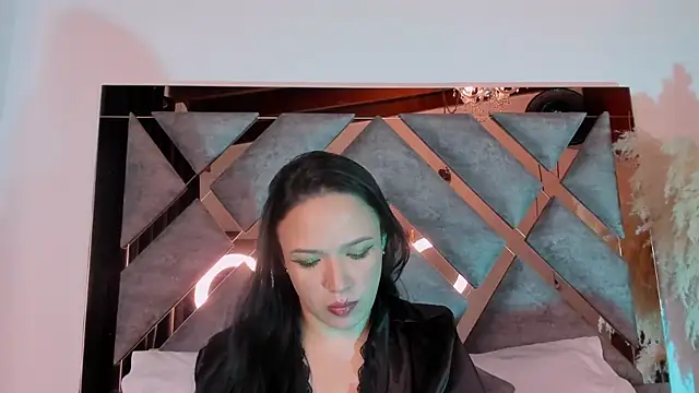 Susana haxx online show from September 10, 9:15 pm