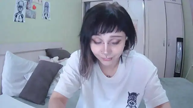 SineKiraReal online show from September 25, 10:58 am