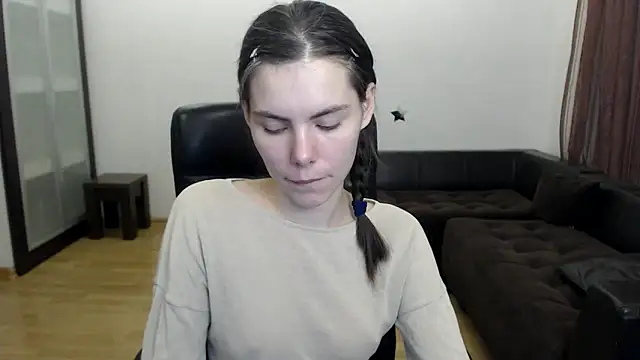 AmelieReve online show from October 18, 4:53 pm