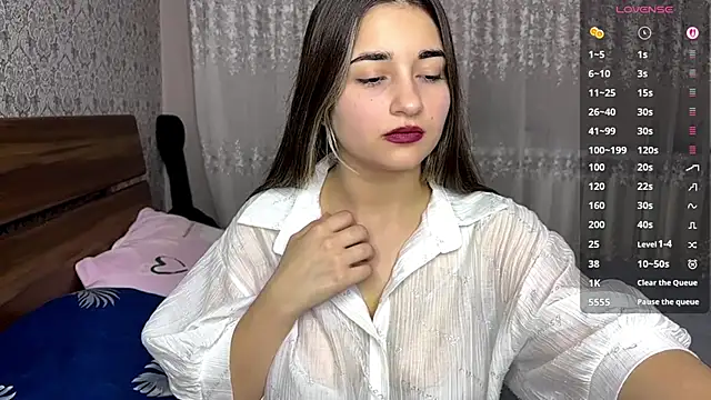 MaydaFarran online show from September 25, 8:06 pm