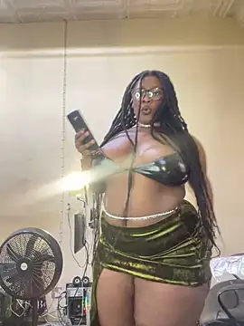 CurvyCocoxxx online show from May 18, 9:37 am