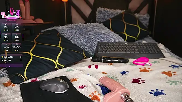 alicetaylor 1 online show from February 7, 10:57 pm