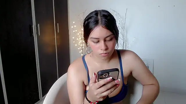 Darlyn big online show from October 26, 9:21 pm