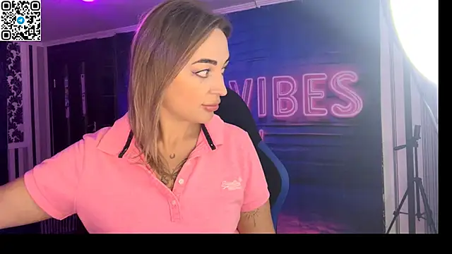 Snapshot of Blonde_Temptation chatting on September 12, 10:56 am Blonde Temptation online show from September 12, 10:56 am