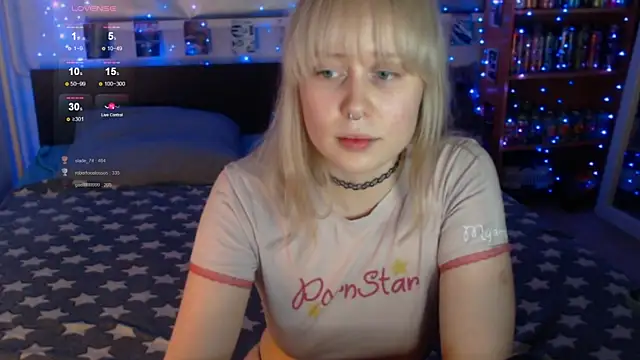 s1lvercherub online show from May 22, 9:57 pm