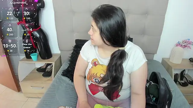 TifanyAmazinng online show from October 20, 12:41 pm