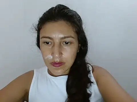 SarahFriendly online show from May 25, 6:18 pm