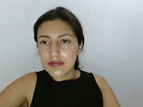 SarahFriendly online show from May 26, 8:41 pm
