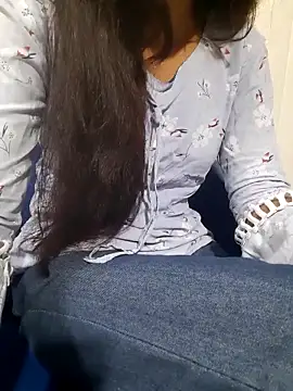 Aarti-kumri online show from November 3, 5:28 pm