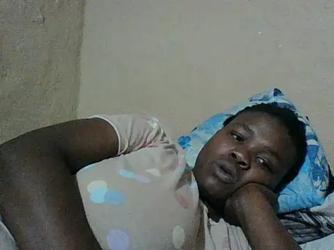 Snapshot of chocolateboobs92 chatting on September 27, 1:57 am chocolateboobs92 online show from September 27, 1:57 am