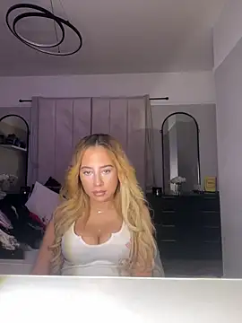 Aurorajadex online show from December 4, 1:30 am