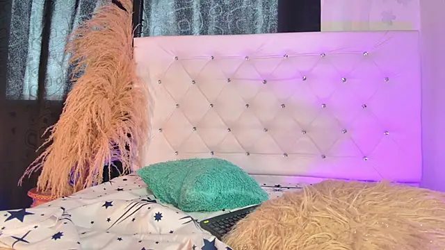 tatixxxvega online show from May 8, 6:43 pm