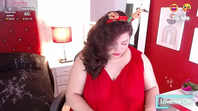 merly chica online show from December 4, 1:24 pm