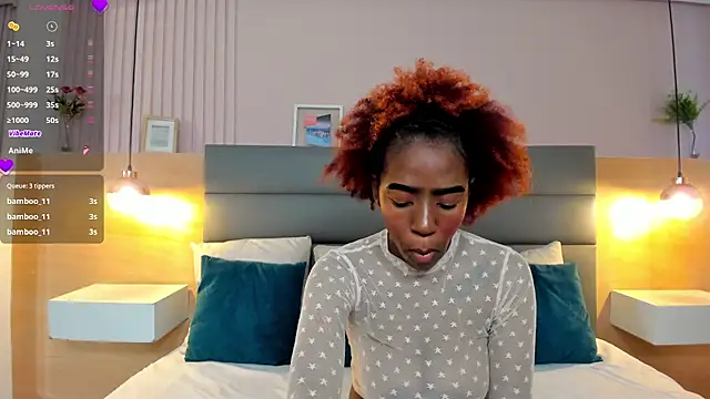  emma willliams  online show from October 10, 4:56 pm