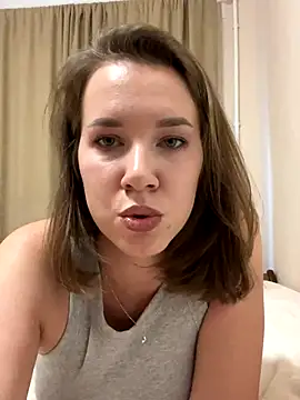 Candy Foxxxy  online show from September 12, 10:45 am