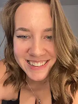 Candy Foxxxy  online show from October 3, 10:53 am