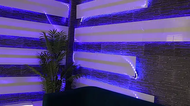 Indira jo online show from October 3, 4:28 am