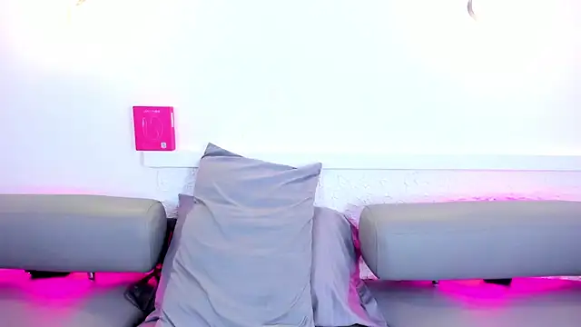 Scarlett Bj online show from April 6, 1:34 pm