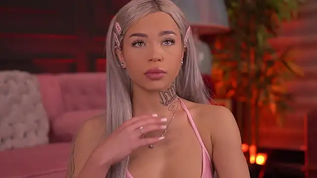 NickyBenz online show from November 6, 6:58 pm