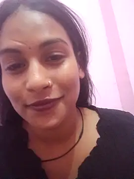 Rani-Rajput18 online show from October 23, 4:35 pm