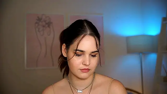 BustyGff online show from November 2, 12:52 pm