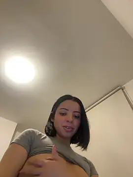 gigi bunn online show from October 8, 11:20 pm