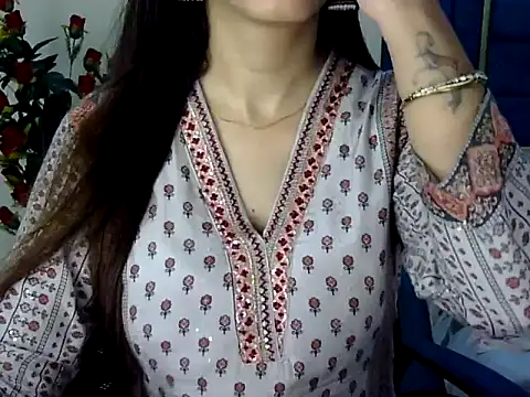 Rumi cute online show from May 2, 4:10 pm