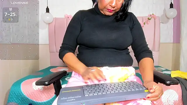 mya blaze online show from October 22, 12:21 pm