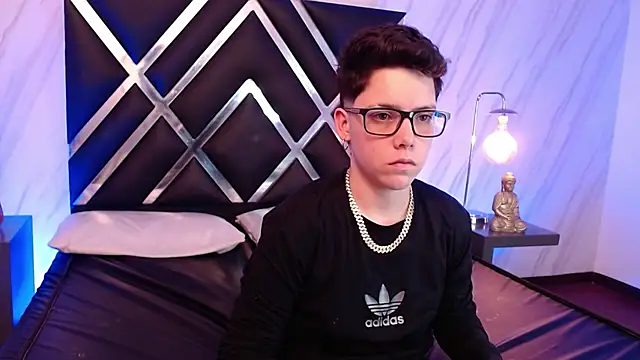 SpencerMontgomery online show from December 20, 9:41 pm