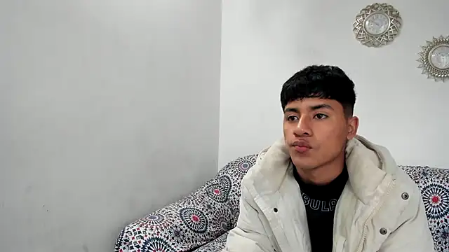 sebas boys577 online show from October 3, 1:16 pm