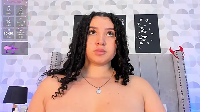 cristhi esterling online show from November 30, 1:15 pm