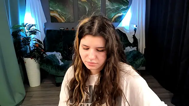 AnoraDark online show from November 8, 1:27 pm