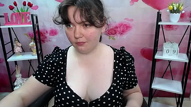 NeonilaLisova online show from May 9, 11:56 am