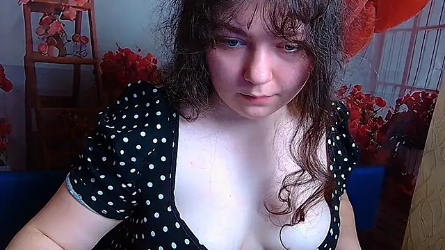 NeonilaLisova online show from February 15, 7:51 am