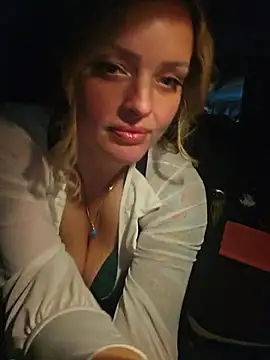 Bridgette03 online show from June 25, 9:35 am