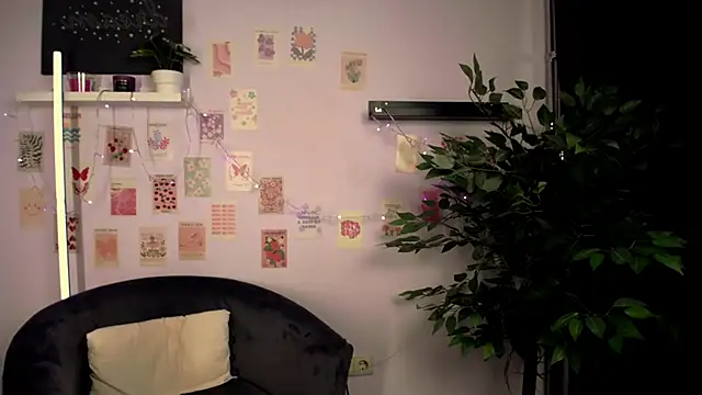 BagiraBella online show from November 18, 4:57 am