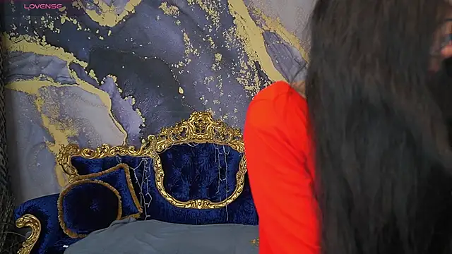 Yen Star online show from April 9, 8:03 pm